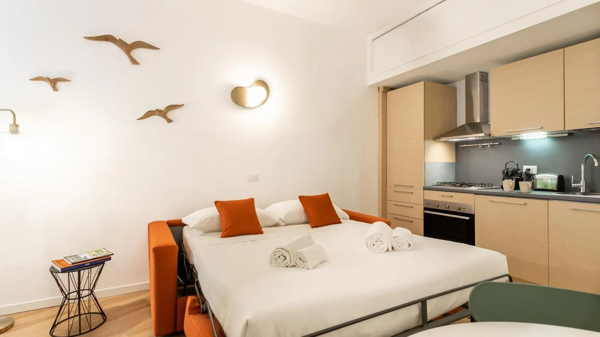 Appartement Co99- Large Studio Lanzone Milaan